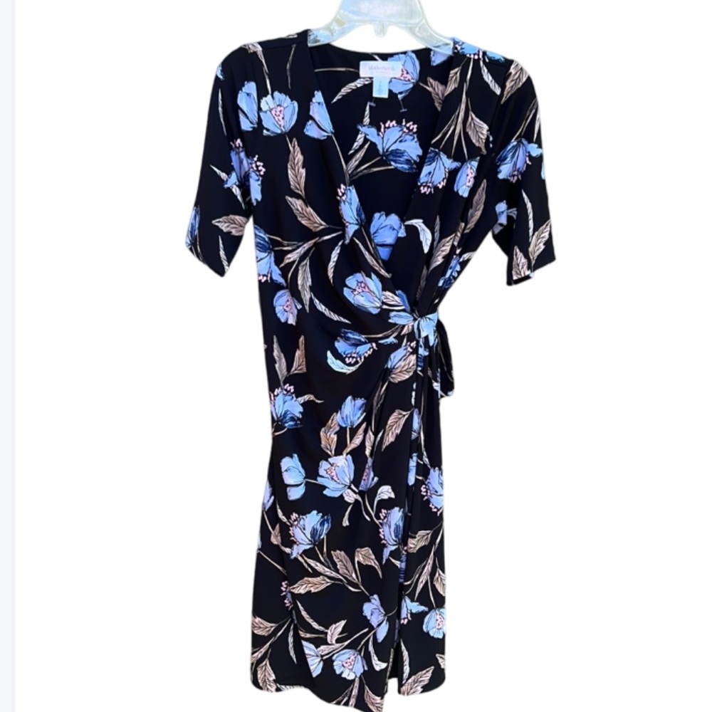 Motherhood Maternity Wrap Dress Size Small Floral Blue